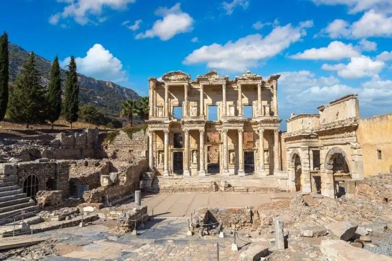 4 Days Pamukkale, Ephesus, and Cappadocia Tour from Istanbul by Plane